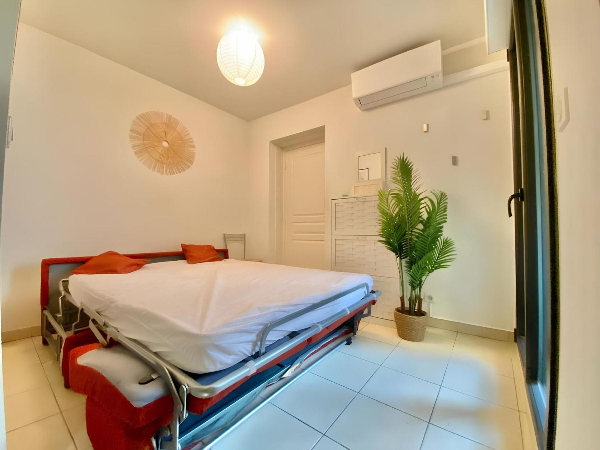 Apartamento "L'Alhambra" Proche Gare Et Centre Menton Exterior foto