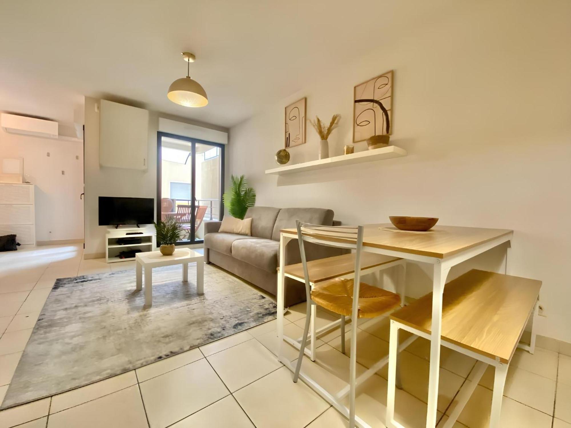 Apartamento "L'Alhambra" Proche Gare Et Centre Menton Exterior foto